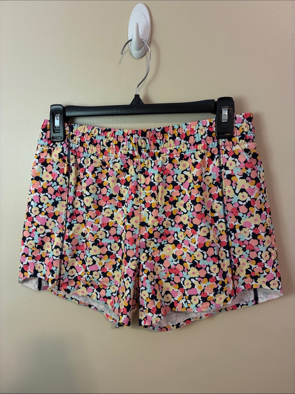 Athleta Girl Heart The Hustle 2.5” Shorts - Black, Pink, Yellow